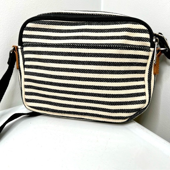 thirtyone Bags Thirty One Double Zip Crossbody Bag Poshmark